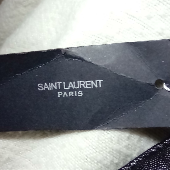 YVES SAINT LAURENT ENVELOPE CHEVRON QUILTED MATELASSE LEATHER MED SHOULDER BAG - Picture 16 of 16